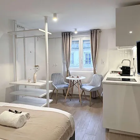 Apartment Brand New Near La Madeleine ! *