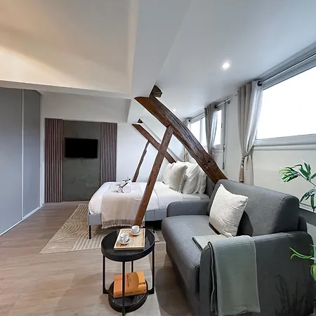 Brand New Near La Madeleine ! Apartment Paris